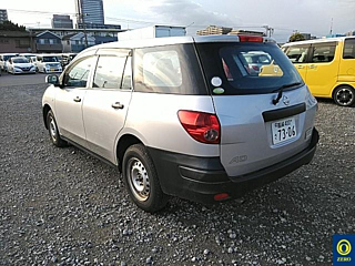 NISSAN AD 2011