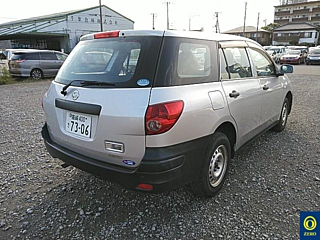 NISSAN AD 2011