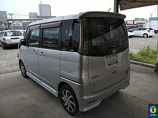 NISSAN ROOX 2010