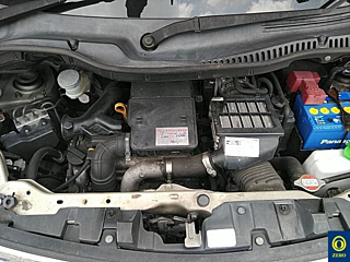 NISSAN ROOX 2010