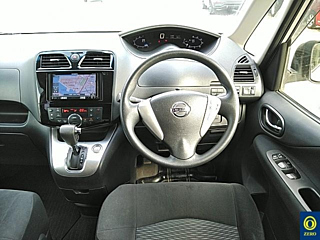 NISSAN SERENA 2015