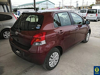 TOYOTA VITZ 2010
