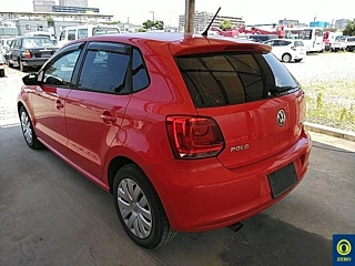 VOLKSWAGEN POLO 2010