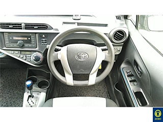 TOYOTA AQUA 2014