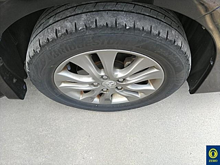TOYOTA VOXY 2012