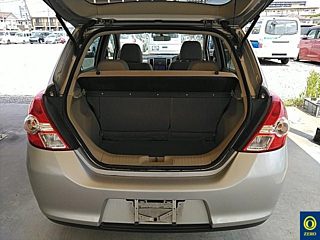 NISSAN TIIDA 2012