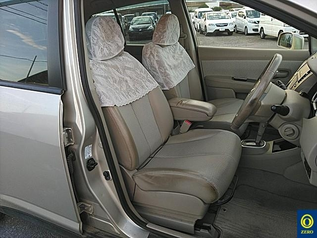 NISSAN TIIDA 2012