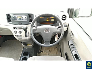 DAIHATSU MIRA E S 2015