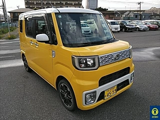 DAIHATSU WAKE 2015