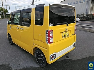 DAIHATSU WAKE 2015