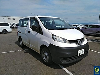 NISSAN NV200 2017