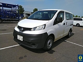 NISSAN NV200 2017