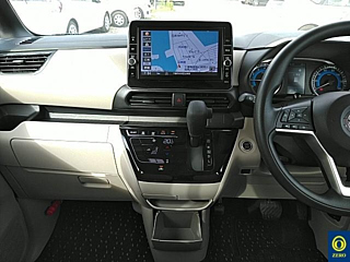 NISSAN ROOX 2022