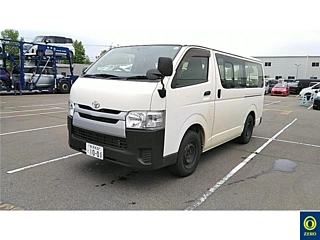 TOYOTA HIACE VAN 2015
