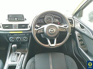 MAZDA AXELA 2017