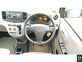 DAIHATSU MIRA E S 2014
