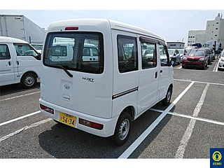 DAIHATSU HIJET VAN 2013