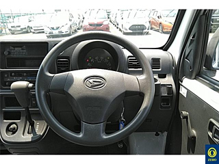 DAIHATSU HIJET VAN 2013