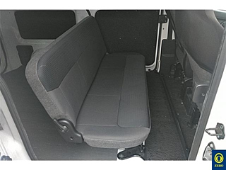 NISSAN NV200 2013