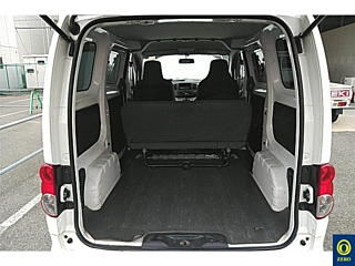 NISSAN NV200 2013