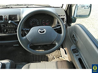 MAZDA BONGO VAN 2012