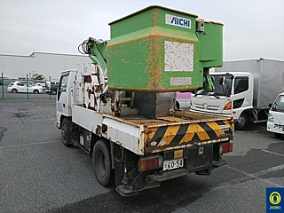 ISUZU ELF 2010