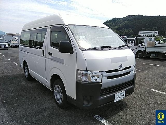 TOYOTA REGIUS ACE VAN 2017