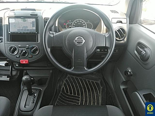 NISSAN AD 2020