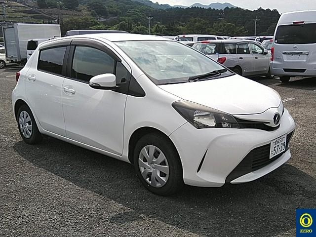 TOYOTA VITZ 2016