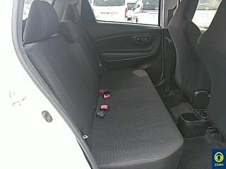 TOYOTA VITZ 2016