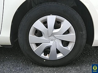 TOYOTA VITZ 2016