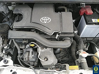 TOYOTA VITZ 2016
