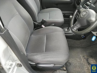 TOYOTA SUCCEED 2012
