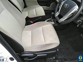 TOYOTA AQUA 2014