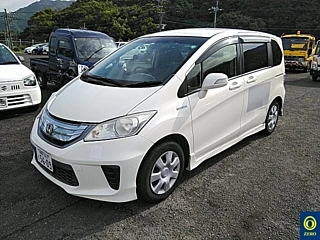 HONDA FREED 2012