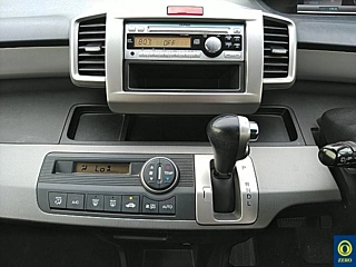 HONDA FREED 2012