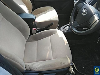 TOYOTA COROLLA AXIO 2012