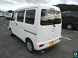 DAIHATSU HIJET VAN 2013