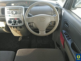 DAIHATSU TANTO 2013