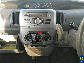 DAIHATSU TANTO 2013