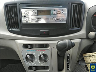 DAIHATSU MIRA E S 2013