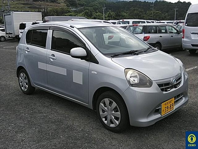 DAIHATSU MIRA E S 2012