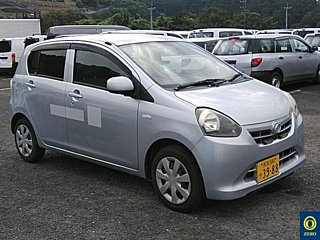 DAIHATSU MIRA E S 2012