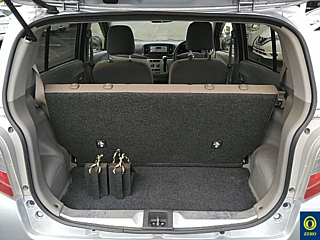 DAIHATSU MIRA E S 2012