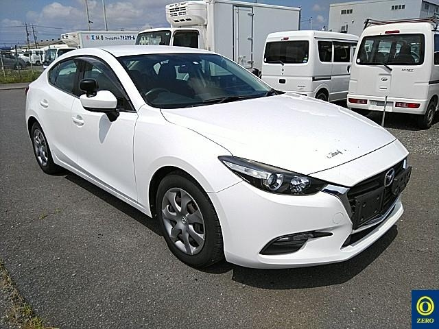 MAZDA AXELA 2017