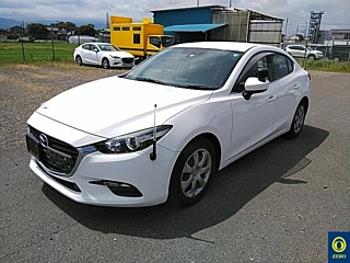 MAZDA AXELA 2017