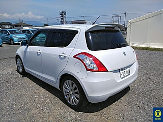 SUZUKI SWIFT 2013