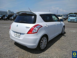 SUZUKI SWIFT 2013