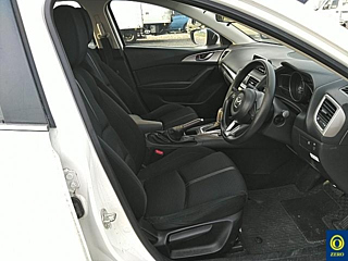 MAZDA AXELA 2017