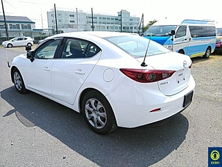 MAZDA AXELA 2017